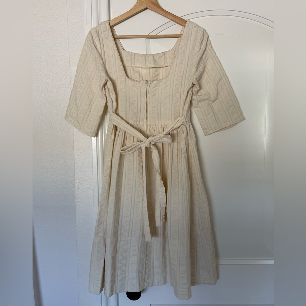 Vintage Cottagecore White Summer Dress - Picture 3 of 7